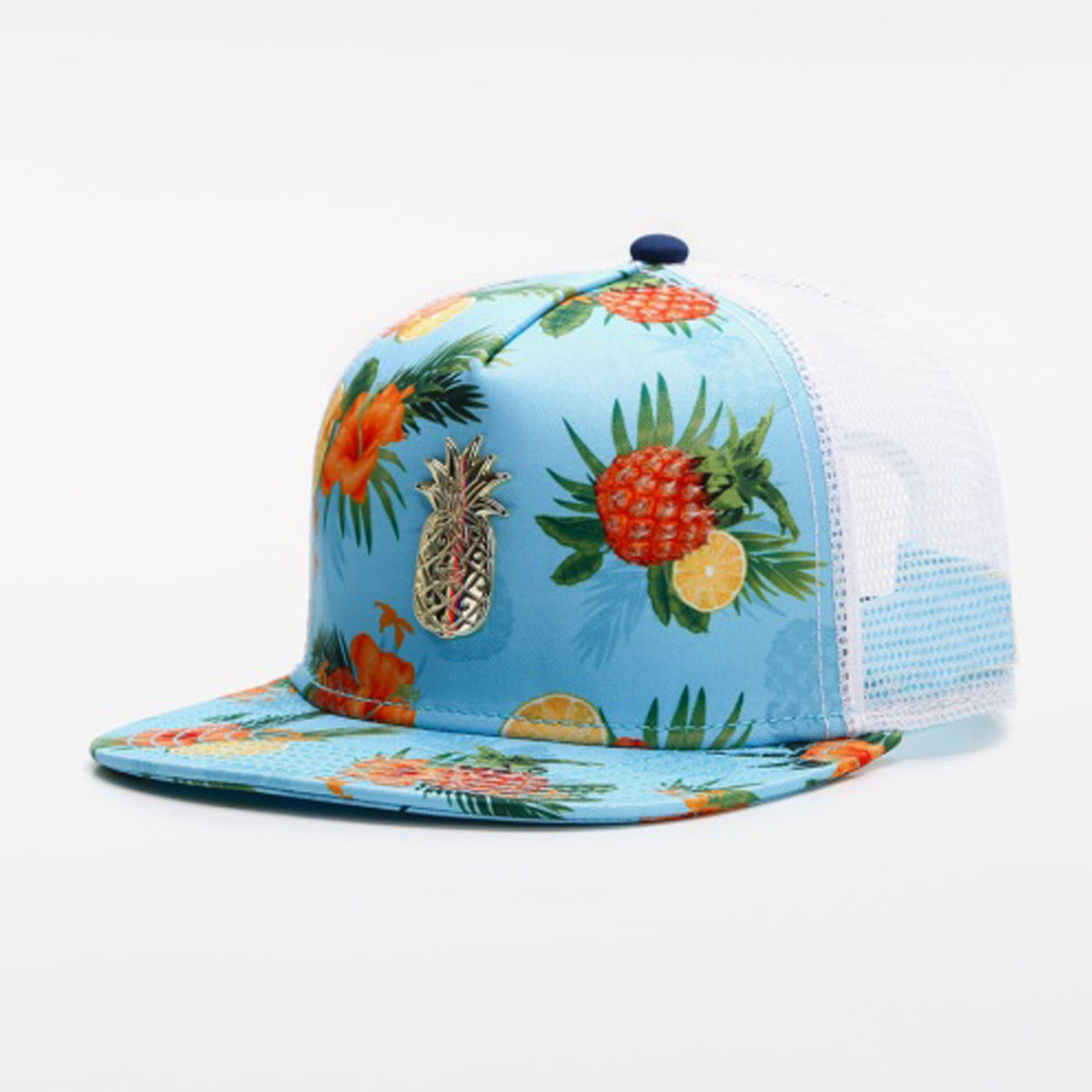 Modna czapka Versat z nadrukie – Trucker Cap Mesh recenzja i cena